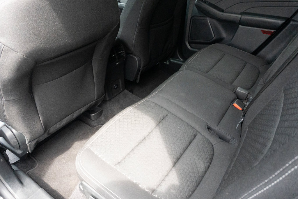 Used 2025 Ford Escape Active AWD/4WD image 20