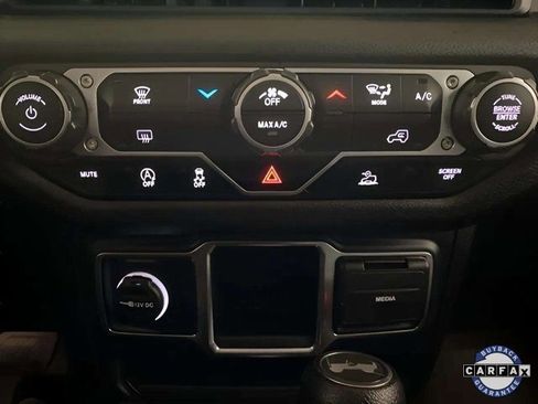 Used 2024 Jeep Wrangler Sport image 50