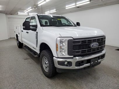New 2026 Ford F350 XL w/ XL Off-Road Package