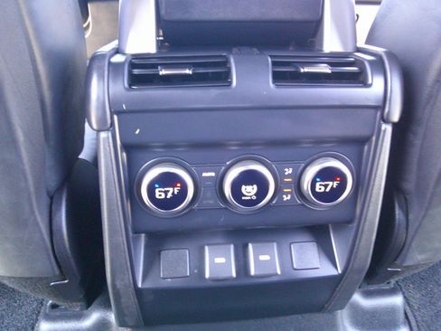 Used 2023 Land Rover Defender 130 X-Dynamic SE AWD/4WD image 55