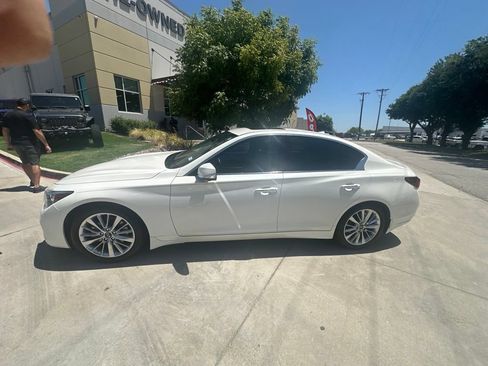 Used 2021 INFINITI Q50 Luxe w/ Cargo Package RWD image 1