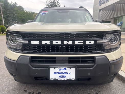 Used 2025 Ford Bronco Sport Outer Banks w/ Outer Banks Tech Package+ AWD/4WD image 9