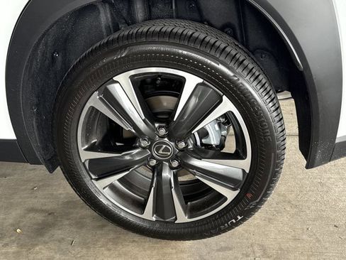 Certified 2026 Lexus UX 300h FWD w/ Accessory Package (Z2) image 29