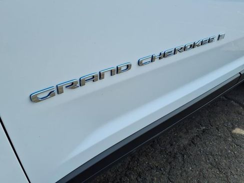 Used 2024 Jeep Grand Cherokee Limited 4xe AWD/4WD image 10