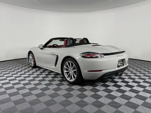 Certified 2023 Porsche 718 Boxster S RWD image 4
