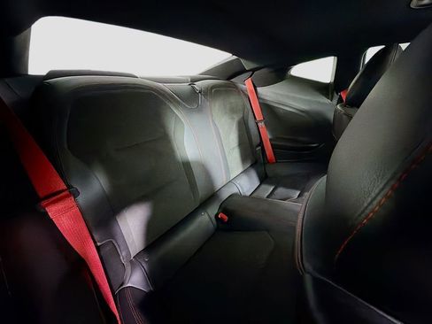 Used 2018 Chevrolet Camaro ZL1 RWD image 30