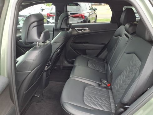 Used 2023 Kia Sportage X-Line w/ X-Line Premium Package AWD/4WD image 13