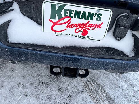 Used 2024 RAM 2500 Big Horn w/ Sport Appearance Package image 10