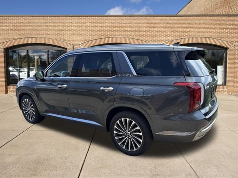 Certified 2025 Hyundai Palisade Calligraphy AWD/4WD image 6