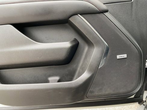 Used 2022 Chevrolet Tahoe RST w/ Sport Performance Package image 21