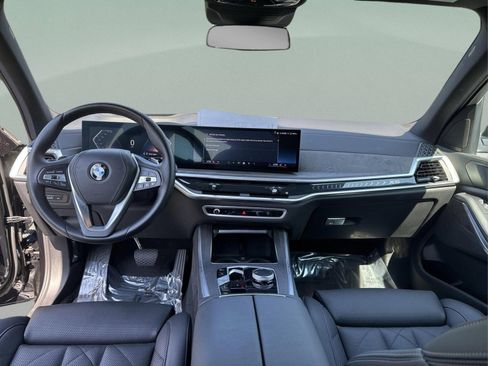 Used 2024 BMW X5 xDrive40i w/ Parking Assistance Package image 16