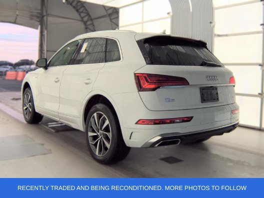 Used 2023 Audi Q5 2.0T Premium w/ Convenience Package AWD/4WD image 2
