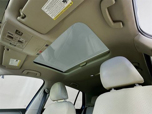 Used 2015 Volkswagen Golf SE w/ Lighting Package image 25