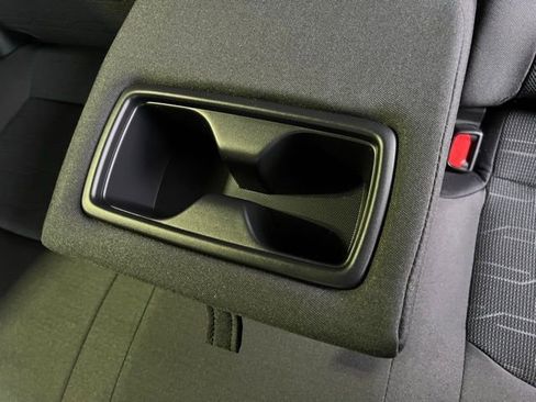 Certified 2025 Toyota RAV4 SE image 18