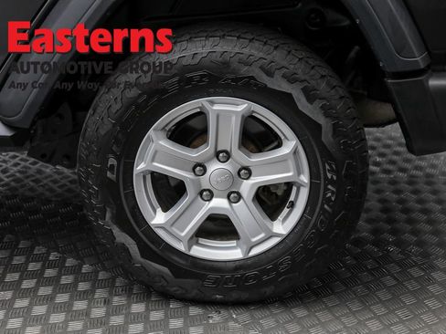 Used 2019 Jeep Wrangler Unlimited Sport S image 8