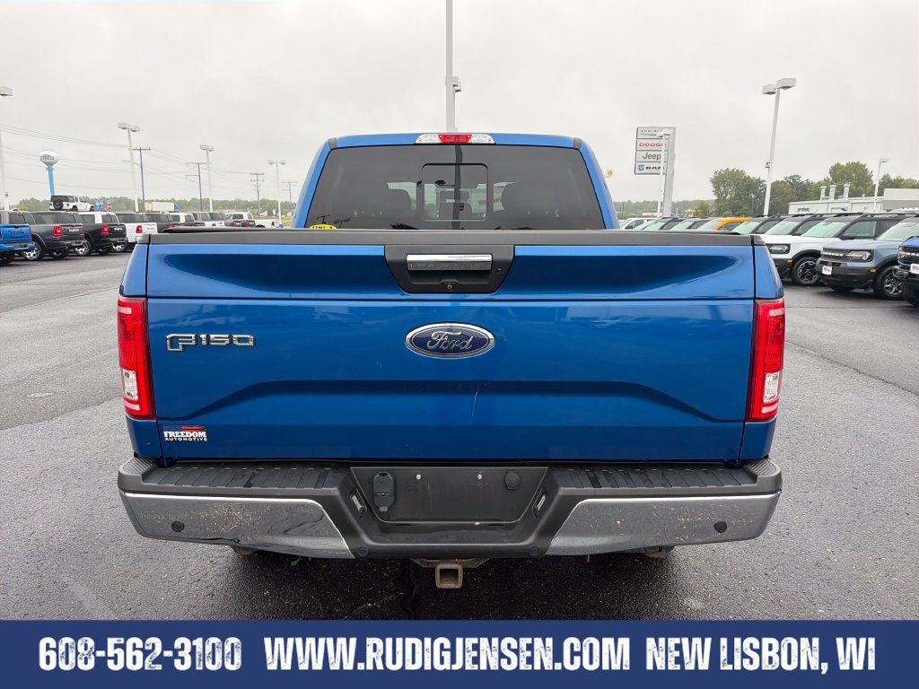 Used 2017 Ford F150 XLT w/ Equipment Group 302A Luxury AWD/4WD image 4