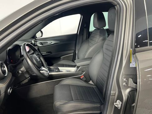 Used 2024 Alfa Romeo Tonale Ti w/ Active Assist Package image 21