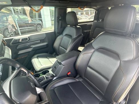 Used 2023 Ford Bronco Badlands AWD/4WD image 14