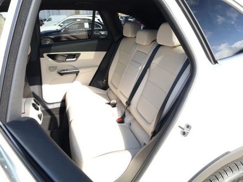 New 2026 Mercedes-Benz GLC 300 GLC 300 image 24