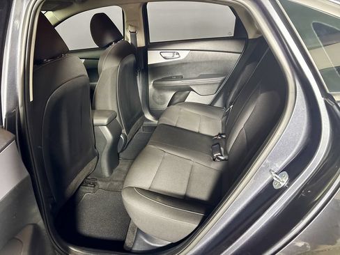 Certified 2022 Kia Forte LXS FWD image 19