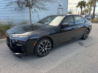 Used 2025 BMW 740i xDrive video 1