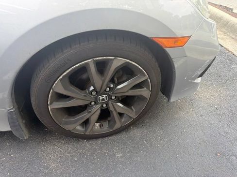 Used 2019 Honda Civic Sport image 9