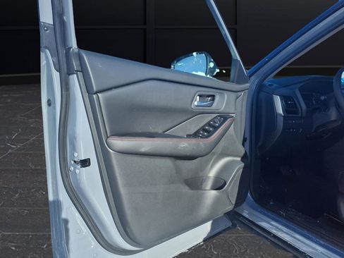 New 2026 Nissan Rogue SV image 11