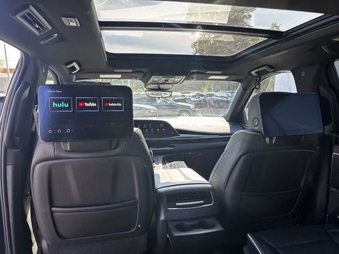 Used 2024 Cadillac Escalade Sport w/ LPO, ONYX Package AWD/4WD image 15