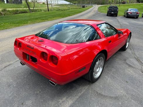 Used 1993 Chevrolet Corvette Coupe RWD image 4