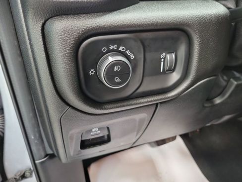 Used 2020 RAM 1500 Big Horn image 34