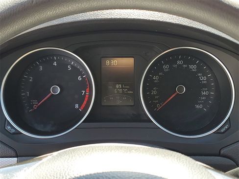 Used 2017 Volkswagen Jetta S w/ Jetta S Cold Weather Package image 26