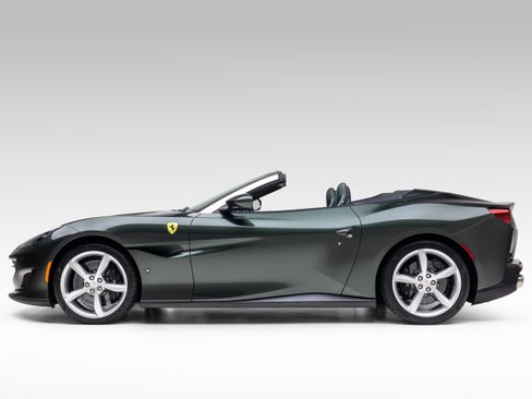 Certified 2019 Ferrari Portofino RWD image 7