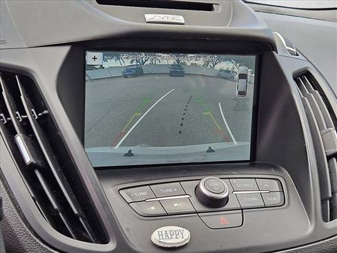 Used 2017 Ford Escape SE w/ Equipment Group 201A FWD image 13