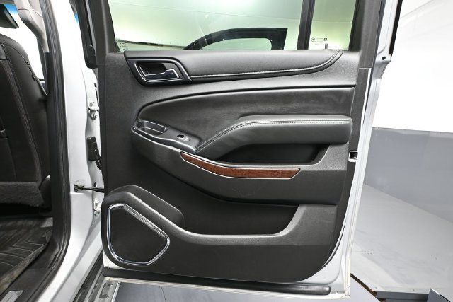 Used 2018 GMC Yukon XL SLT w/ Open Road Package AWD/4WD image 41