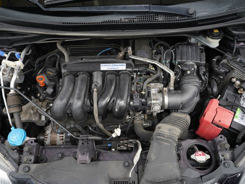 Used 2015 Honda Fit EX image 28