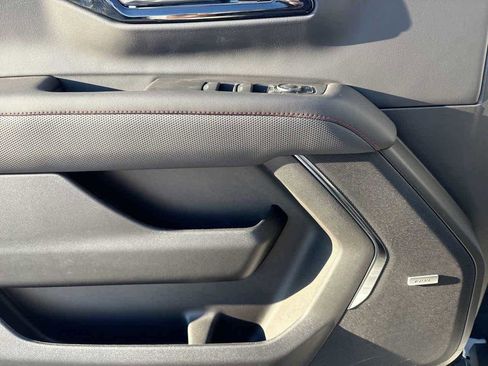 New 2026 Chevrolet Suburban RST w/ Comfort Package image 18