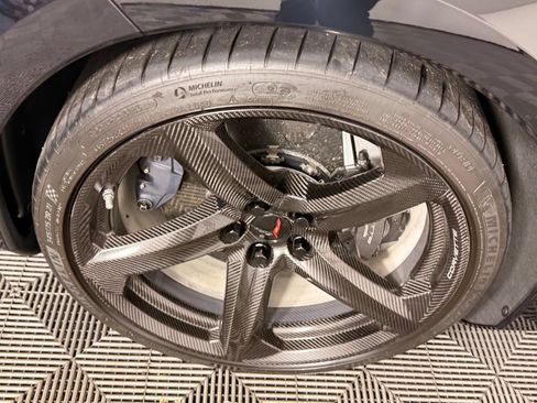 Used 2023 Chevrolet Corvette Z06 RWD image 17