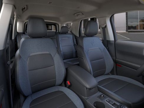 New 2025 Ford Bronco Sport Outer Banks image 10