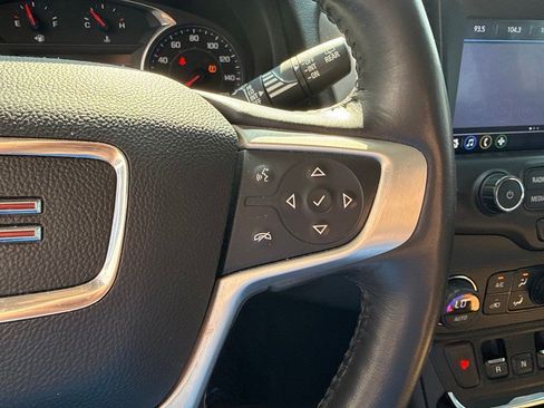 Used 2018 GMC Terrain SLT w/ Preferred Package AWD/4WD image 16