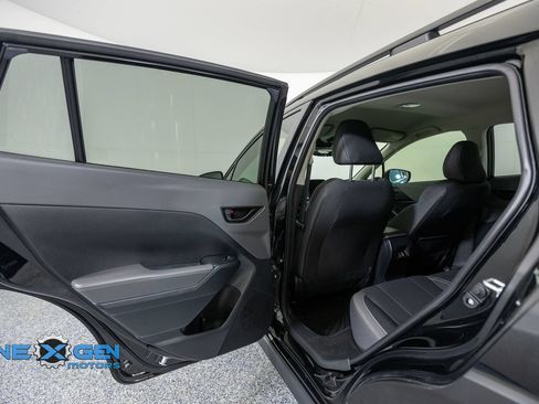 Used 2025 Subaru Crosstrek 2.5i Premium w/ Crosstrek Mirror Package AWD/4WD image 25