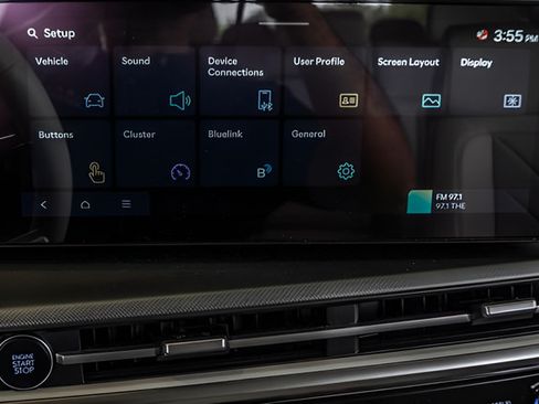 Certified 2025 Hyundai Santa Fe SEL FWD image 25