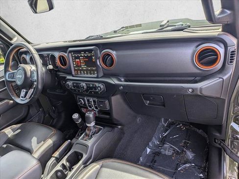 Used 2023 Jeep Gladiator Mojave w/ Trailer Tow Package AWD/4WD image 20
