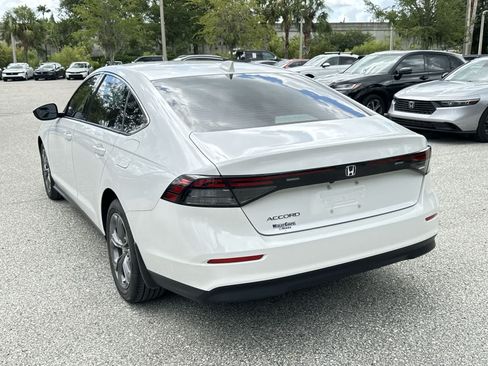 Used 2024 Honda Accord EX image 4