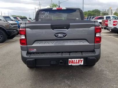 New 2026 Ford Maverick XLT w/ Black Appearance Package