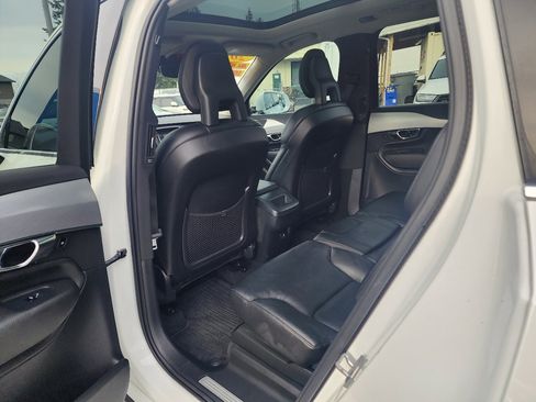 Used 2016 Volvo XC90 T5 Momentum image 20