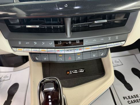 Used 2022 Cadillac CT4 Premium Luxury AWD/4WD image 18