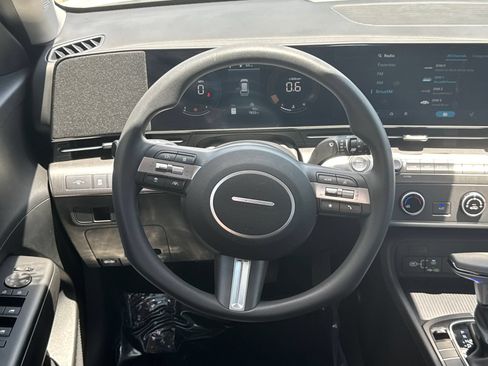 Used 2026 Hyundai Kona SE FWD image 23