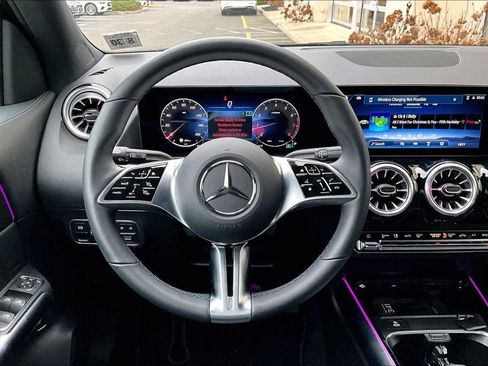 Used 2026 Mercedes-Benz GLA 250 4MATIC image 5