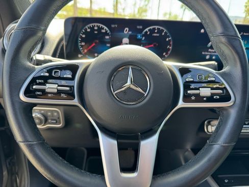 Certified 2022 Mercedes-Benz GLB 250 4MATIC w/ Premium Package Lite image 28