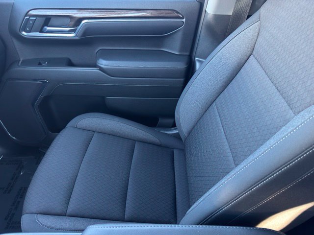 Certified 2023 Chevrolet Silverado 1500 LT w/ Z71 Off-Road Package AWD/4WD image 21